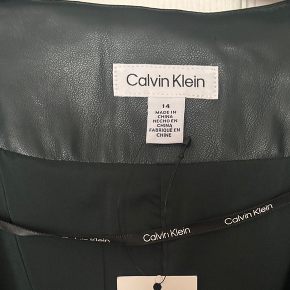Calvin Klein Women's Classic Black Leather Jacket - Picture 2 of 9